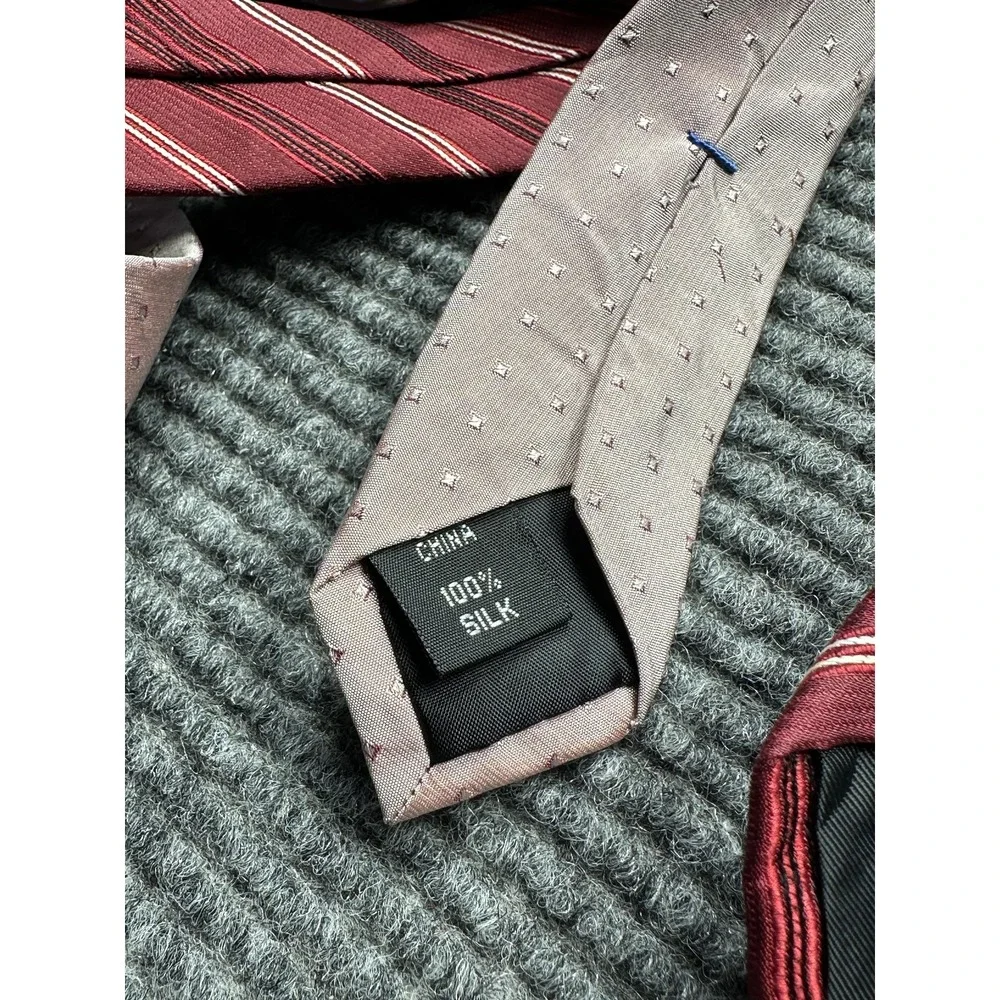 Kenneth Cole Reaction Ties Mens Silk Lot of 3 Red‎ Stripe Pink Dot Purple Plaid
